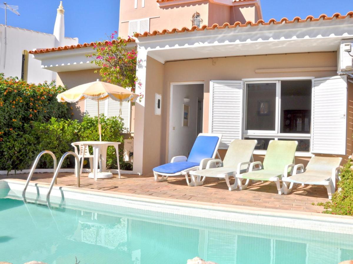 Horacio Villa Is Located Near The Center Of Vilamoura Exterior foto